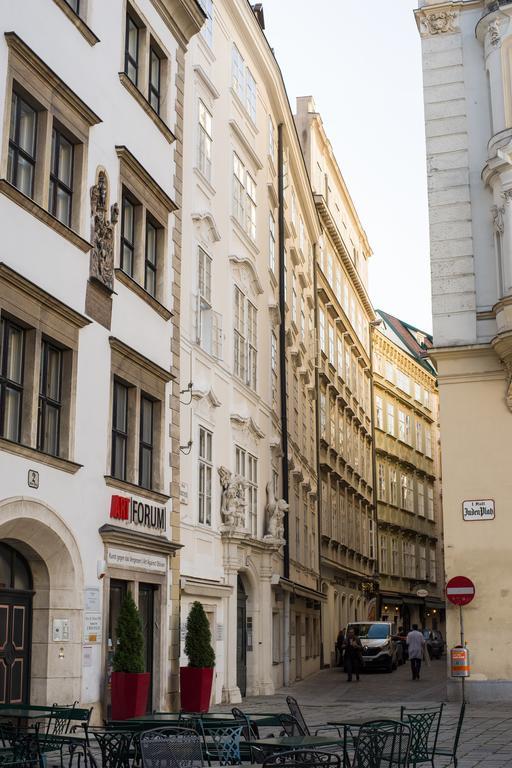 Living Center Vienna